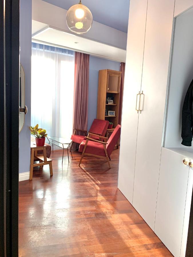Downtown Italian Studio Bucharest Exterior photo